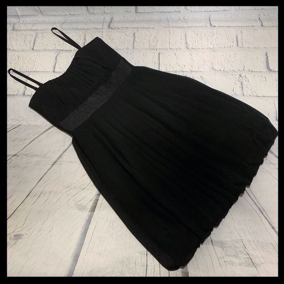 White HOUSE BLACK MARKET Pleated Bubble Dress - Picture 3 of 6